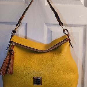 Dooney & Bourke Yellow Leather Hobo Bag . Brand New!!💗💗💗NWT/New